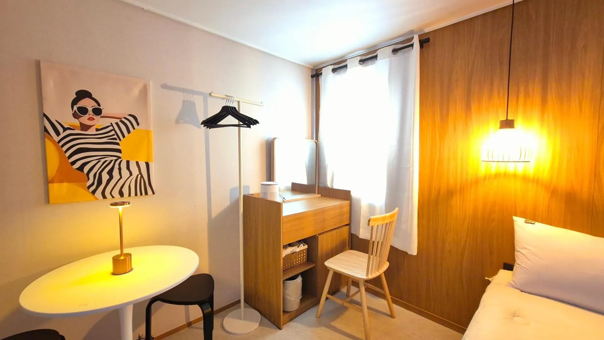 Hotel Incheon Cheongra Cinema Room South Korea