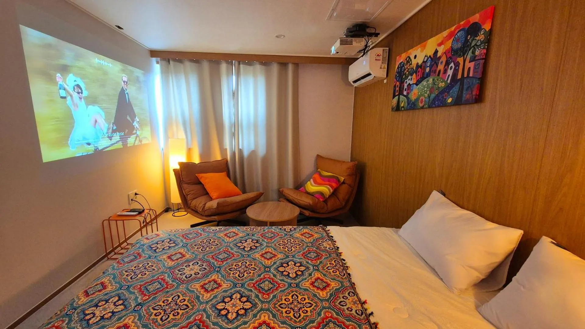 Incheon Cheongra Cinema Room Hotel