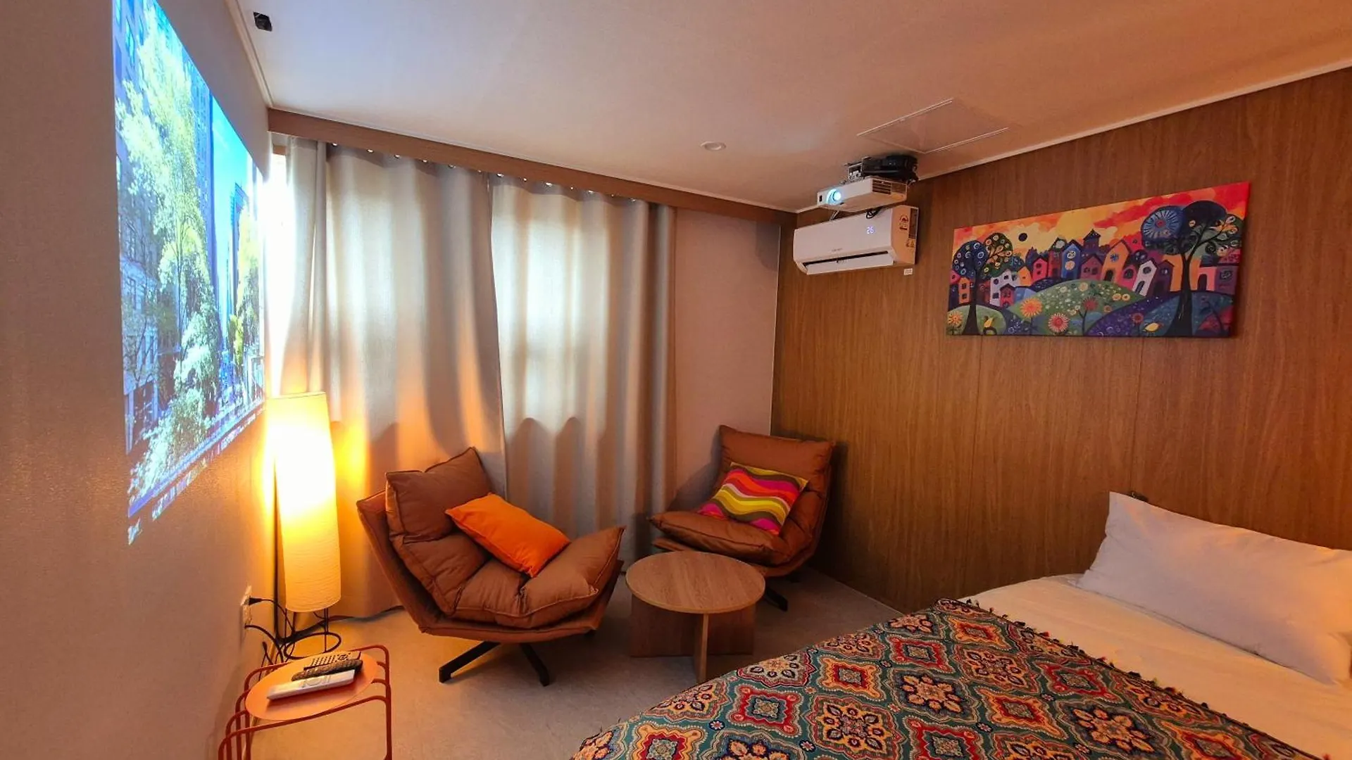 Incheon Cheongra Cinema Room