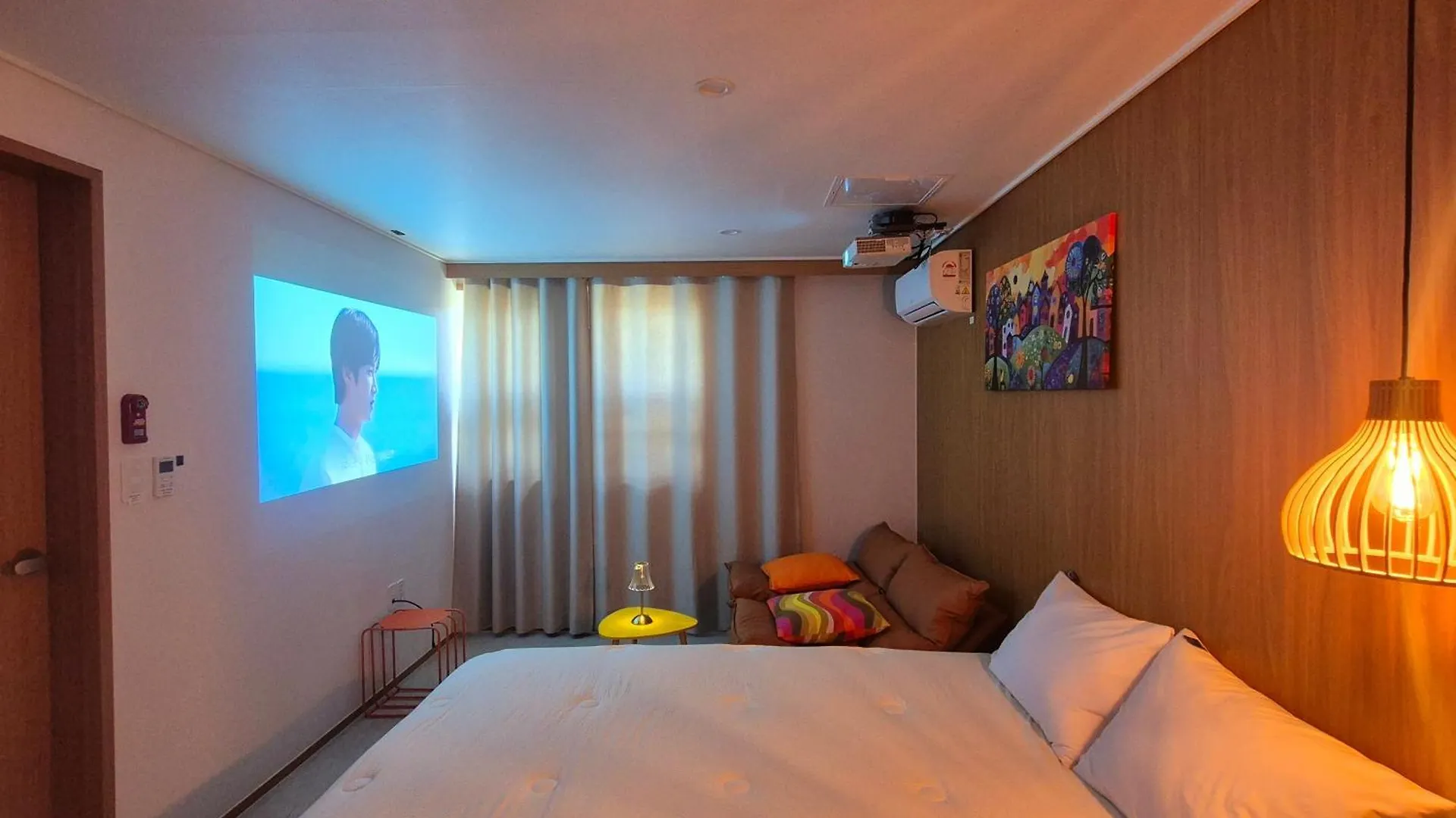 Incheon Cheongra Cinema Room 0*,