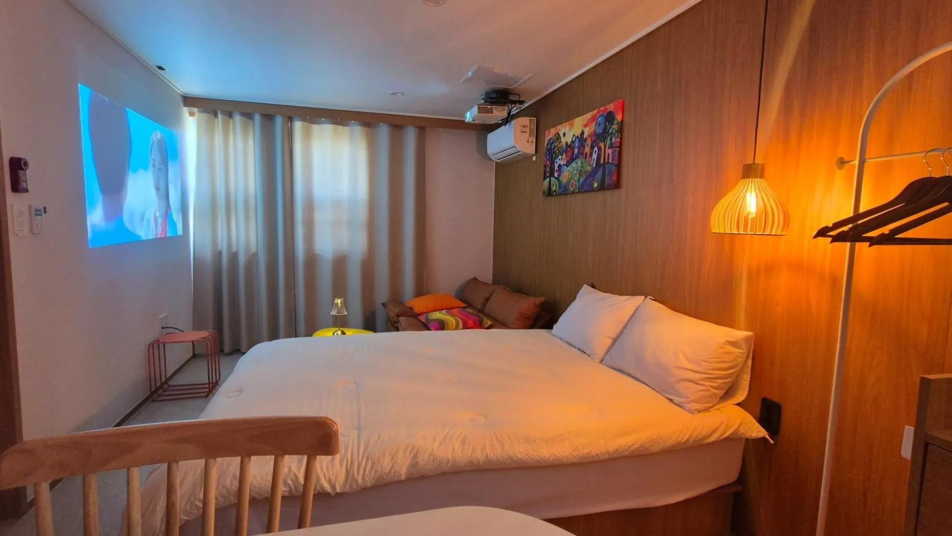 Incheon Cheongra Cinema Room