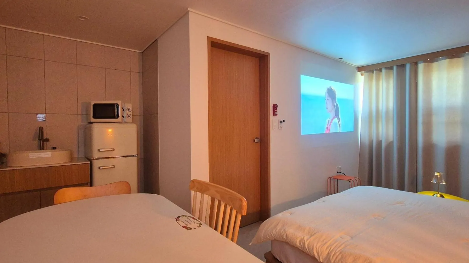 Hotel Incheon Cheongra Cinema Room